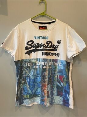 Superdry White Graphic Tee with Blue Multicolor Print - unisex xl